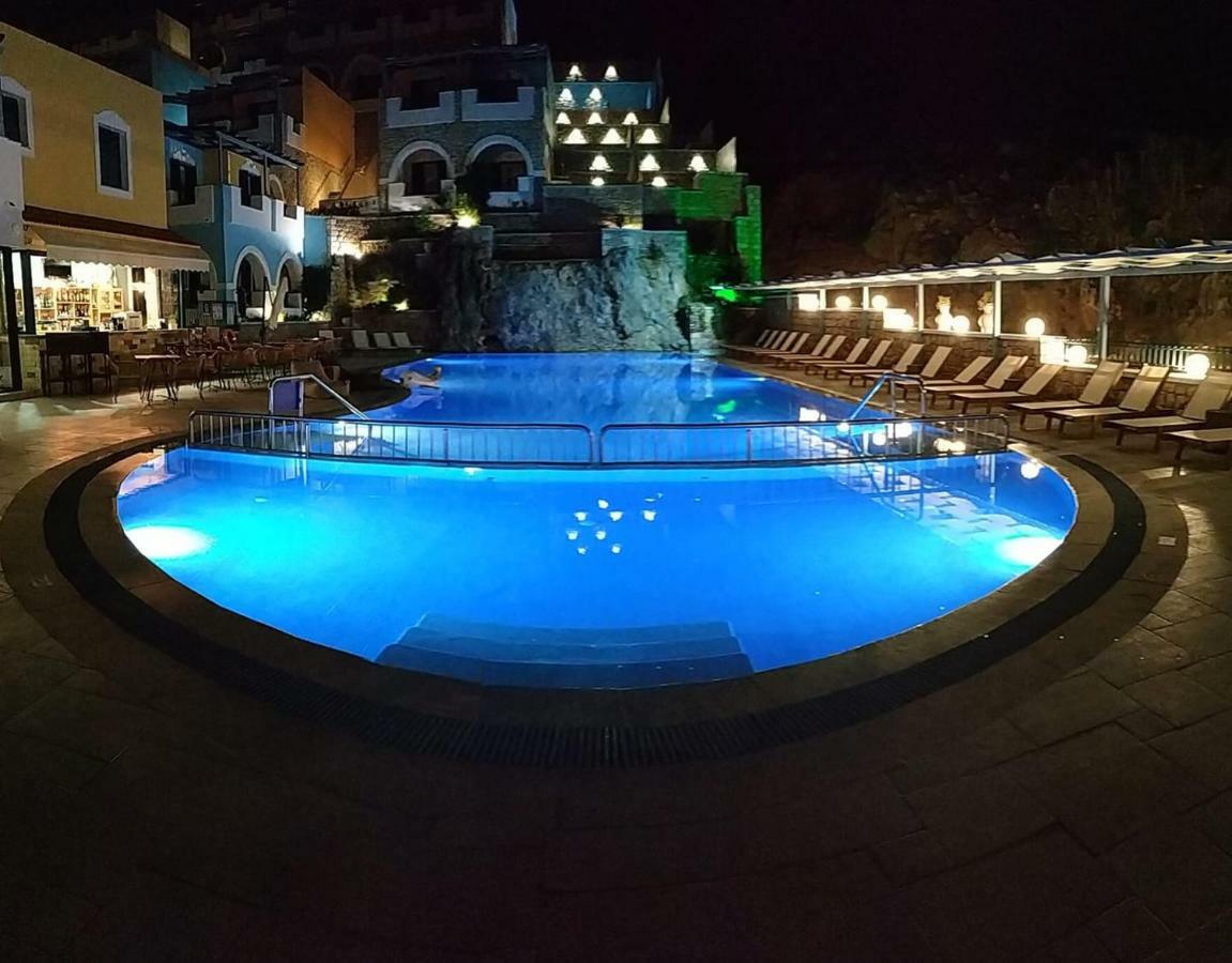 Elena Village Hotel & Suites Myrties Eksteriør billede