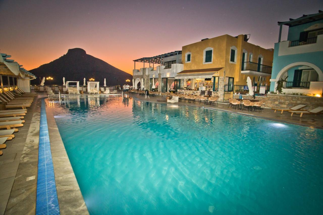 Elena Village Hotel & Suites Myrties Eksteriør billede